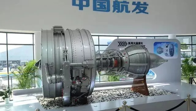 零碳动力新纪元，中国航发兆瓦级氢燃料涡轮发动机闪耀亮相，无油技术引领绿色航空未来