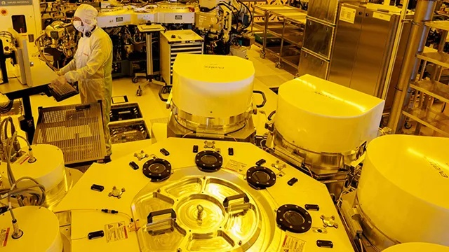 美光广岛工厂明年中启动扩建 全力提升HBM内存交付能力