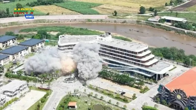 KK园区494栋涉赌诈犯罪建筑物被拆,铲除犯罪温床 守护一方平安