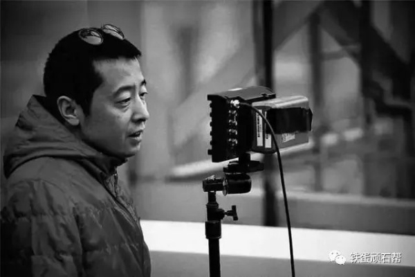 贾樟柯在人民日报撰文，用镜头为时代作传，于平凡中看见中国